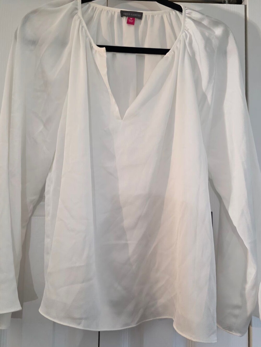 Vince Camuto White Long Sleeve V-Neck Blouse - New Romantic